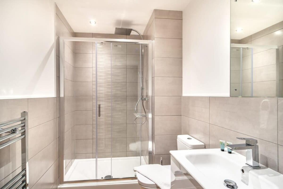 Stayzeni, Alexandra Rise Manchester 2 Bed Flat Exteriör bild