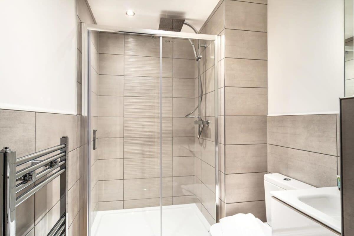 Stayzeni, Alexandra Rise Manchester 2 Bed Flat Exteriör bild